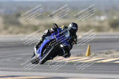 media/Jan-15-2026-Racers Edge (Thu) [[dfebeb70ab]]/3-B Group/Session 2 (Turn 11)/